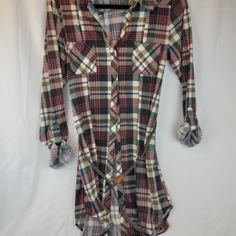 Passport plaid dress with belt